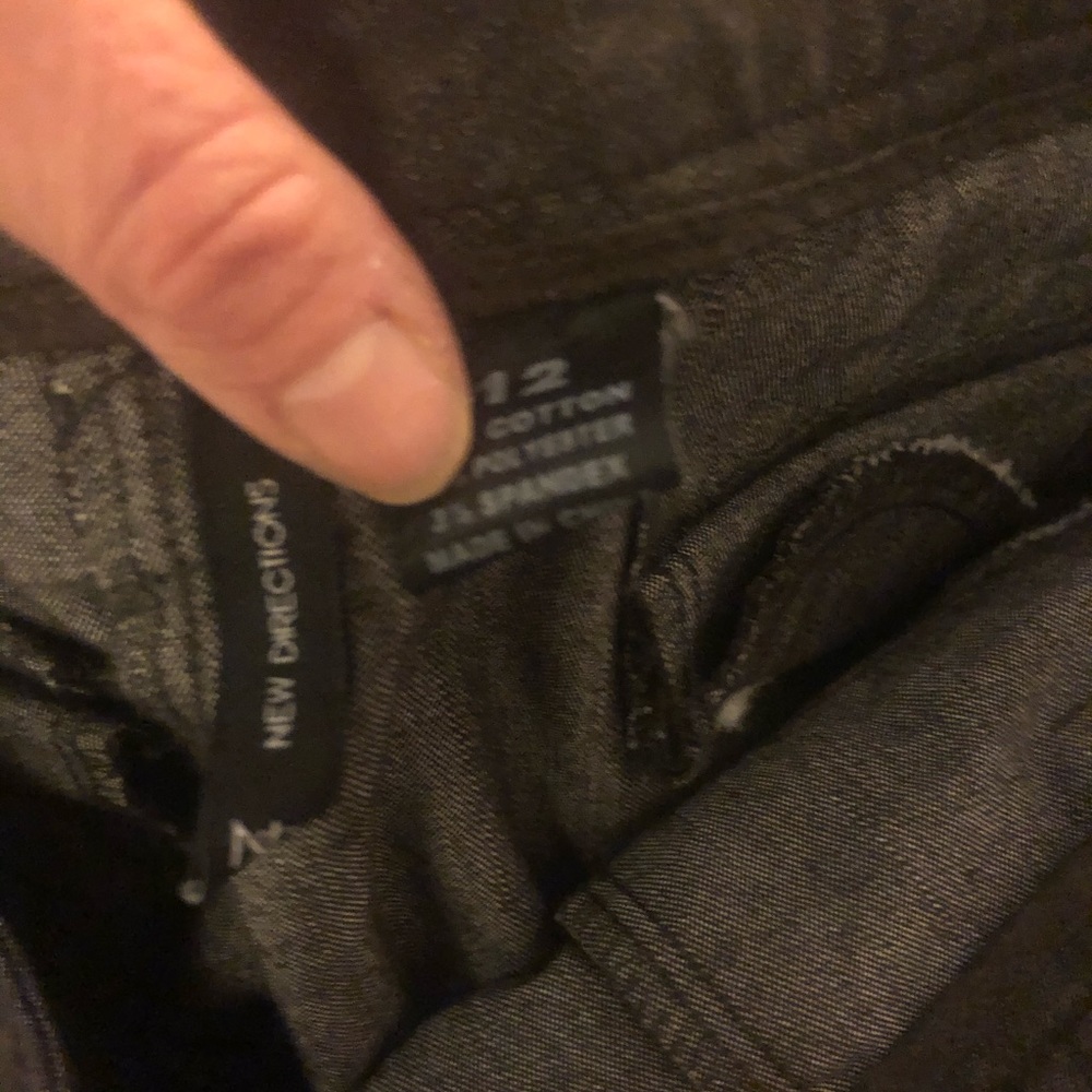 Capris - Picture 3 of 3